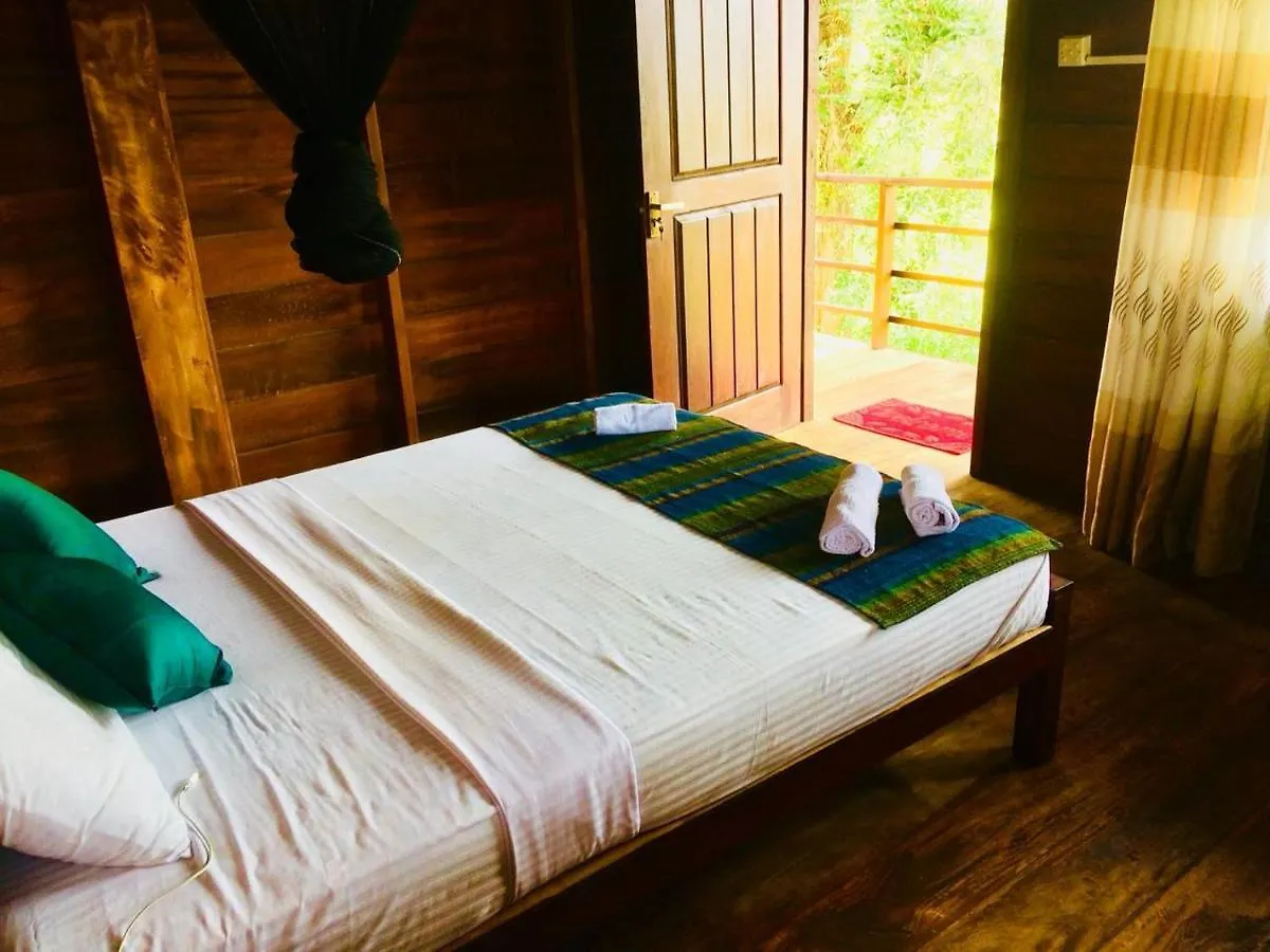 Chena Huts Eco Resort Sigiriya