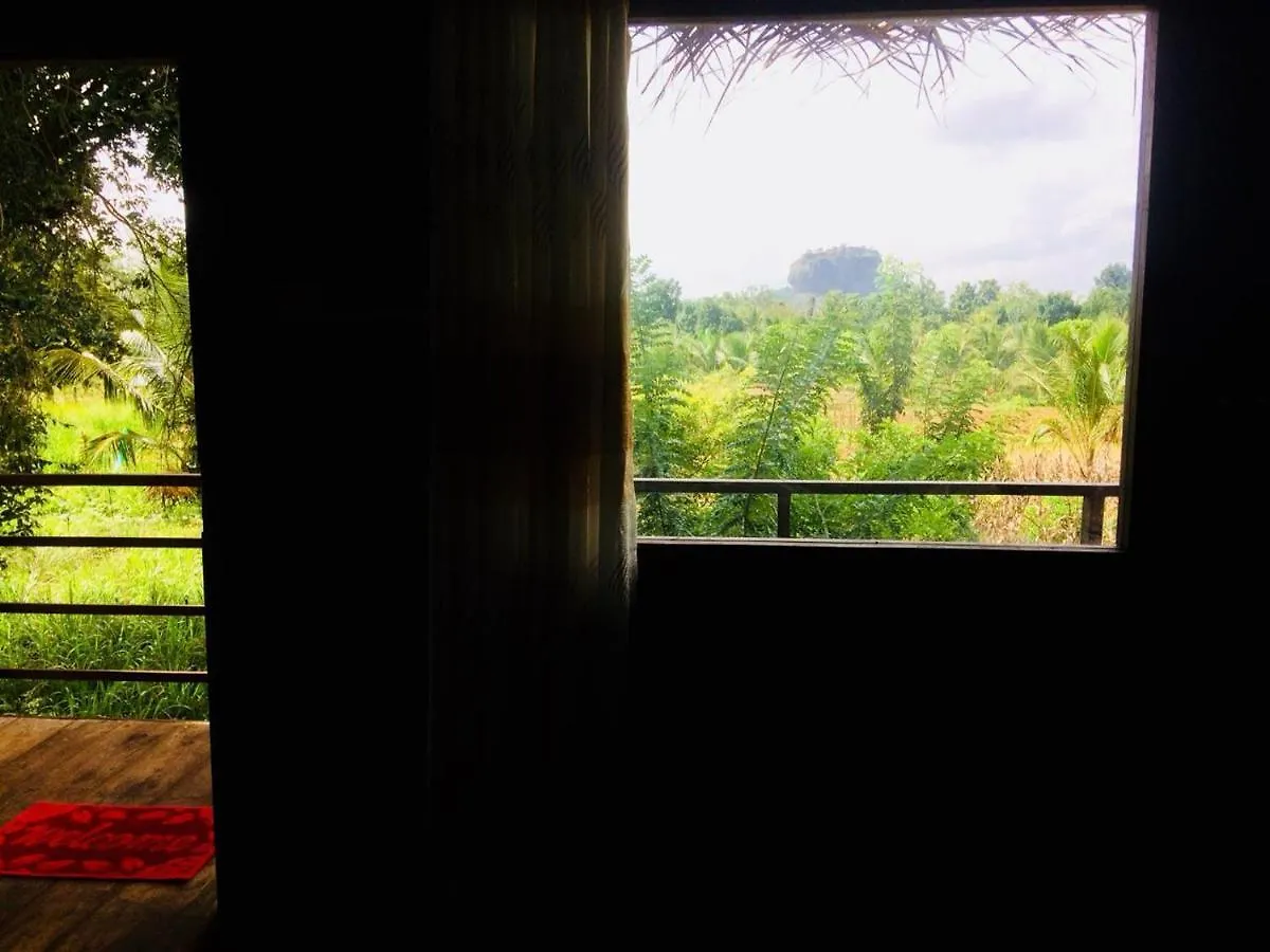 Chena Huts Eco Resort Sigiriya