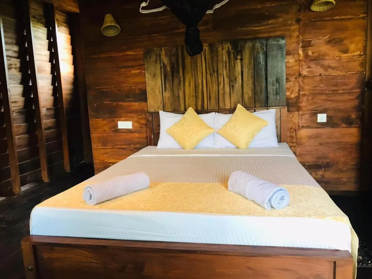 Chena Huts Eco Resort Sigiriya