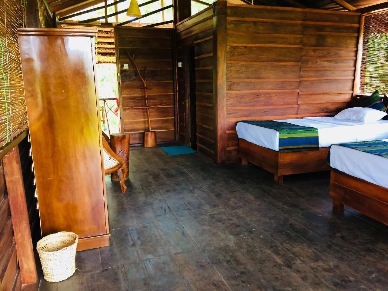Chena Huts Eco Resort Sigiriya