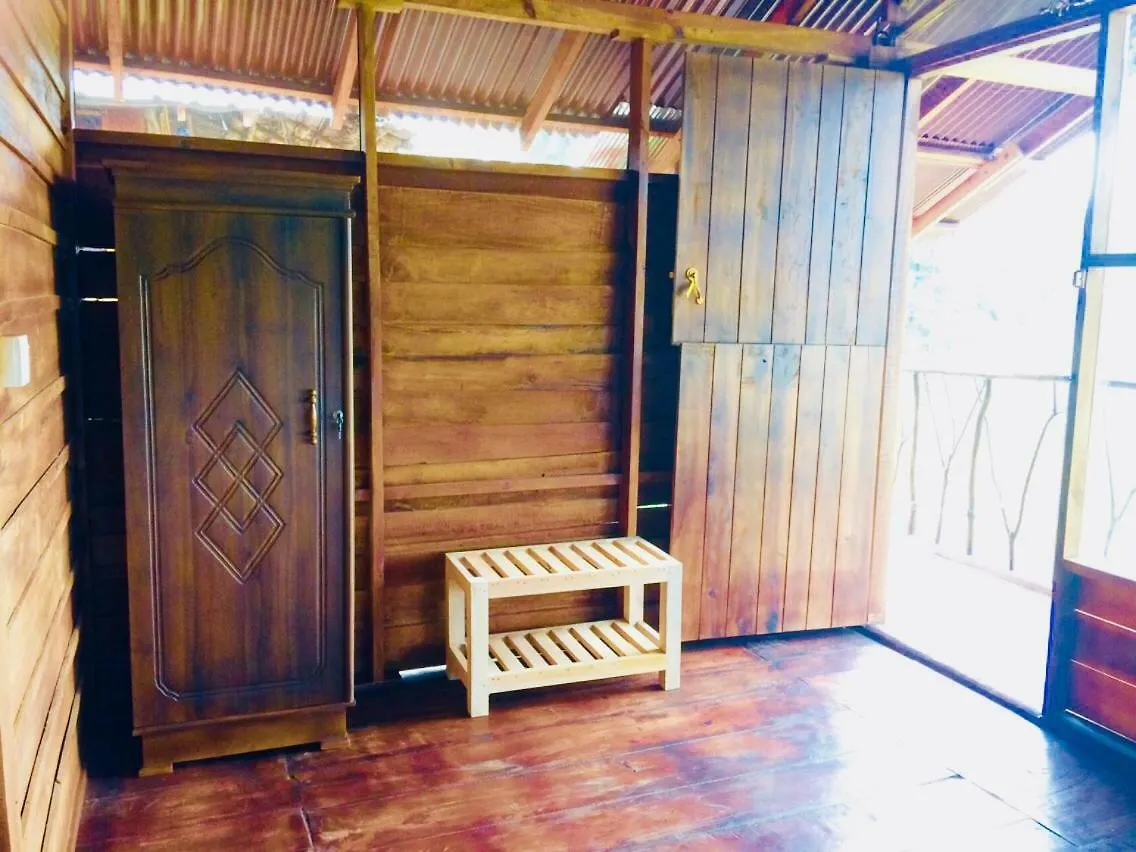 Chena Huts Eco Resort Sigiriya